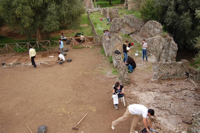 Inicio de la excavación y documentación en la Villa Adriana de Tívoli