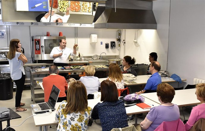 Taller de nutrición (Archivo)
