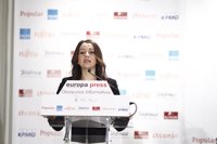 Arrimadas, preocupada por que el PSOE "vuelva a las andadas" y defienda derecho de autodeterminación en Cataluña