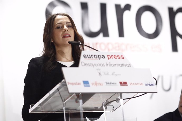 Inés Arrimadas en los Desayunos de Europa Press