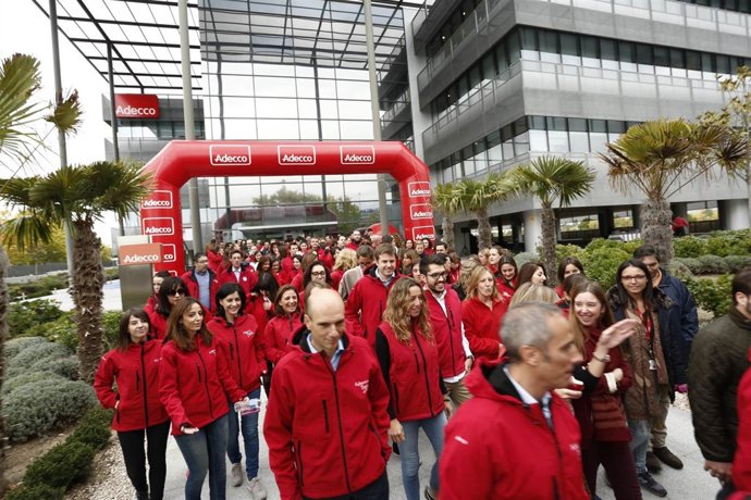 Adecco 'Win4Youth'