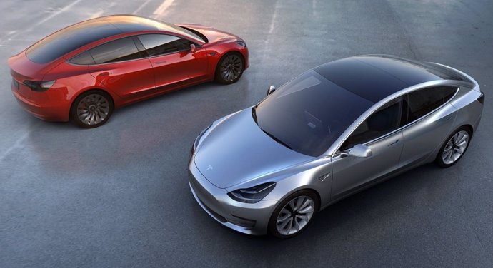 Tesla recibe 276.000 pedidos de su Model 3 en apenas tres días