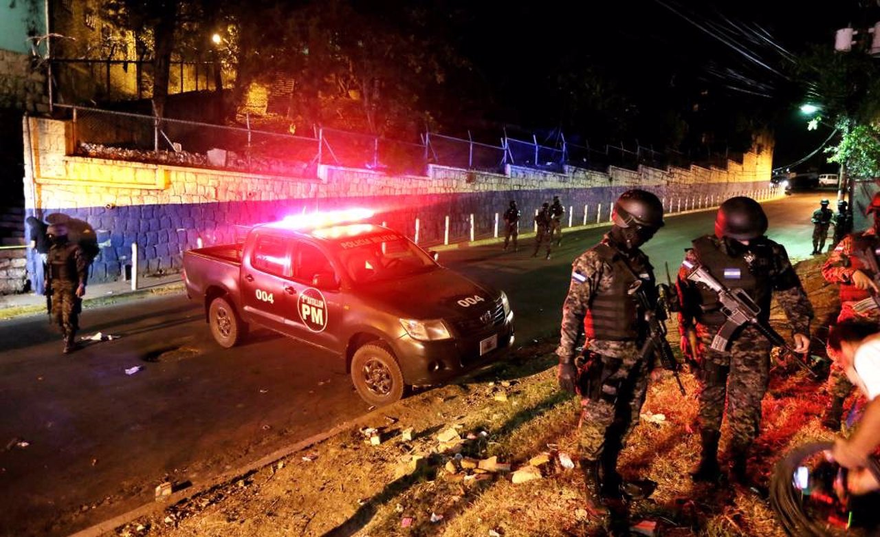 Intervienen un cuartel en Honduras para investigar el asesinato de un zar antidr