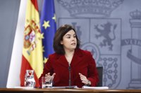 Santamaría dice que se rastreará el dinero de Panamá, "sea quien sea" su titular