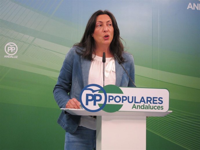 La secretaria general del PP-A, Dolores López