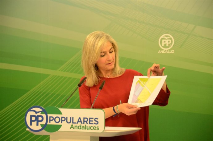 Rueda de prensa de la vicesecretaria de Política Institucional del PP-A