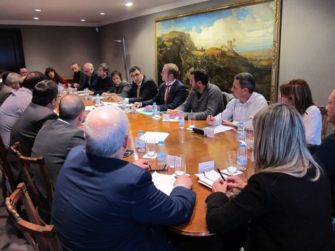 Reunión en la Conselleria de Economía con alcaldes entorno de Ascó y Vandellòs