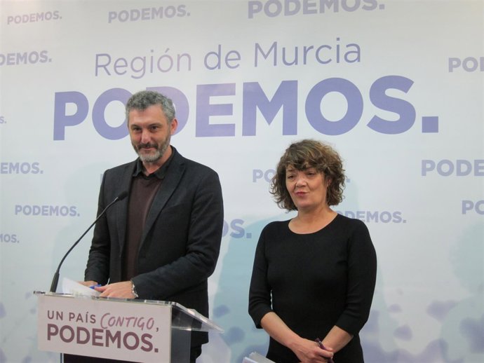 Óscar Urralburu y María Giménez, en la rueda de prensa