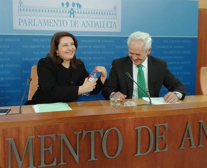 Carmen Crespo y José Antonio Miranda, hoy en rueda de prensa