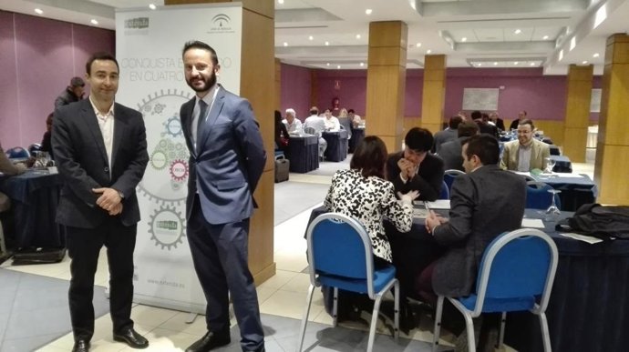 Reuniones en el encuentro internacional de la industria auxiliar en Almería