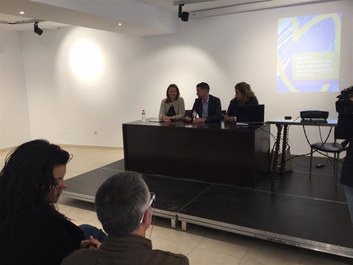 Presentación de la guía ante violencia de género en adolescentes.