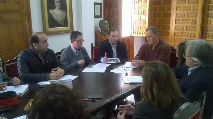 Reunión con Endesa, Junta y ayuntamientos