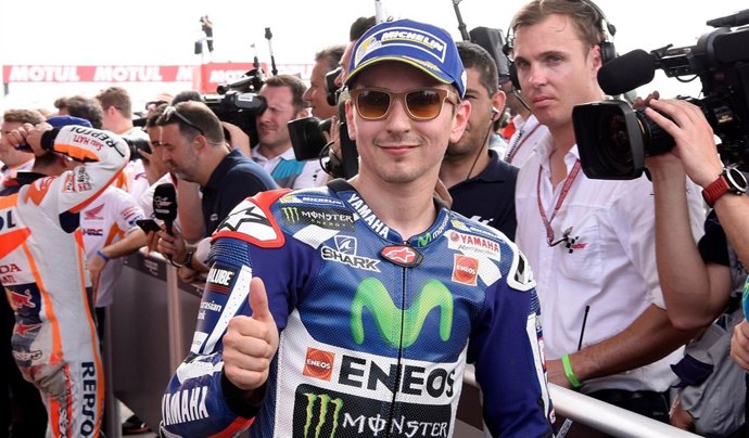 Jorge Lorenzo en el parque cerrado del Gran Premio de Argentina