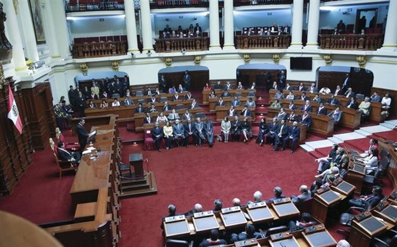 Auditoria externa revela "préstamos" irregulares a diputados chilenos"