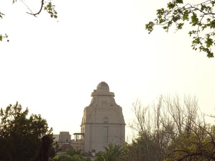 Cielo blanquecino en Valencia