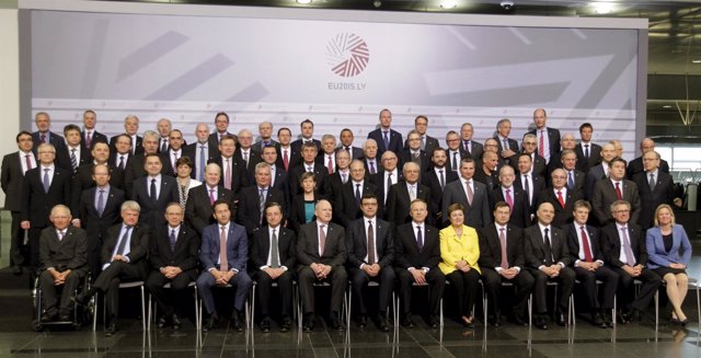Participants of informal meeting of Ministers for ECOFIN pose for group picture 