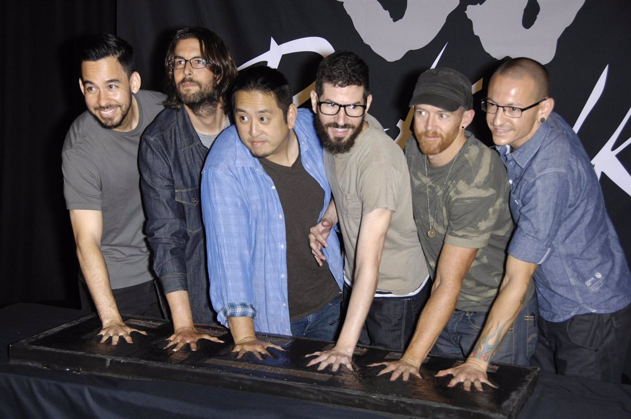 GUITAR CENTER's ROCKWALK INDUCTS LINKIN PARK