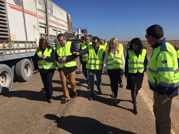 De la Cruz visita la carretera