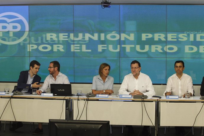 Rajoy, Cospedal y Maíllo en la reunión de trabajo con presidente provinciales