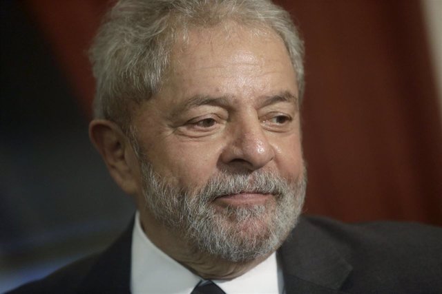 Lula da Silva toma posesión como nuevo miembro del Gobierno en Brasil