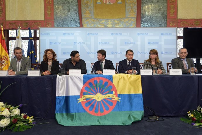 Día de la Comunidad Gitana en el Cabildo de Tenerife