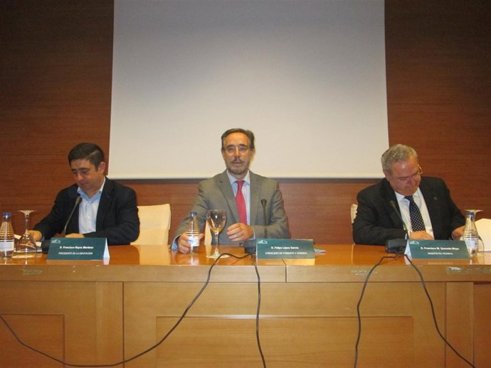 Clausura de las jornadas sobre arquitectura técnica y municipalismo