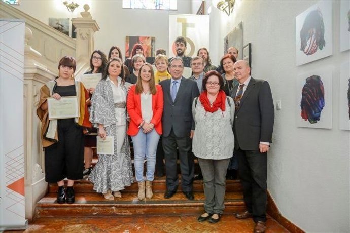 Alcaide y Ruiz (centro) durante la inaguración de las jornadas