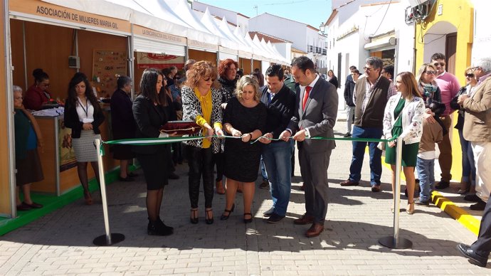 Inauguración de la Feria Gastronómica de El Almendro, en Huelva