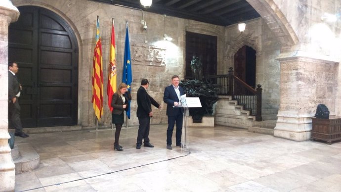 Puig en el Palau de la Generalitat