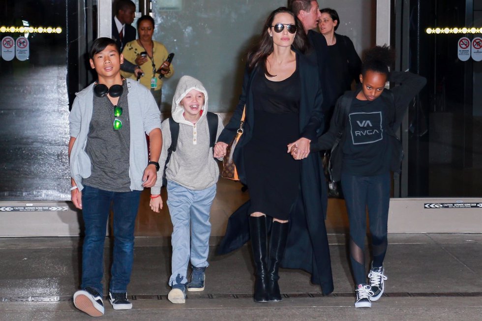 A somber Angelina Jolie and her kids arrive home after Divorce rumors swirl