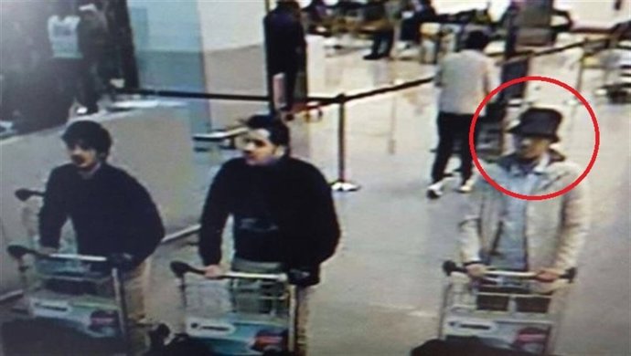 El 'hombre del sombrero' de Bruselas