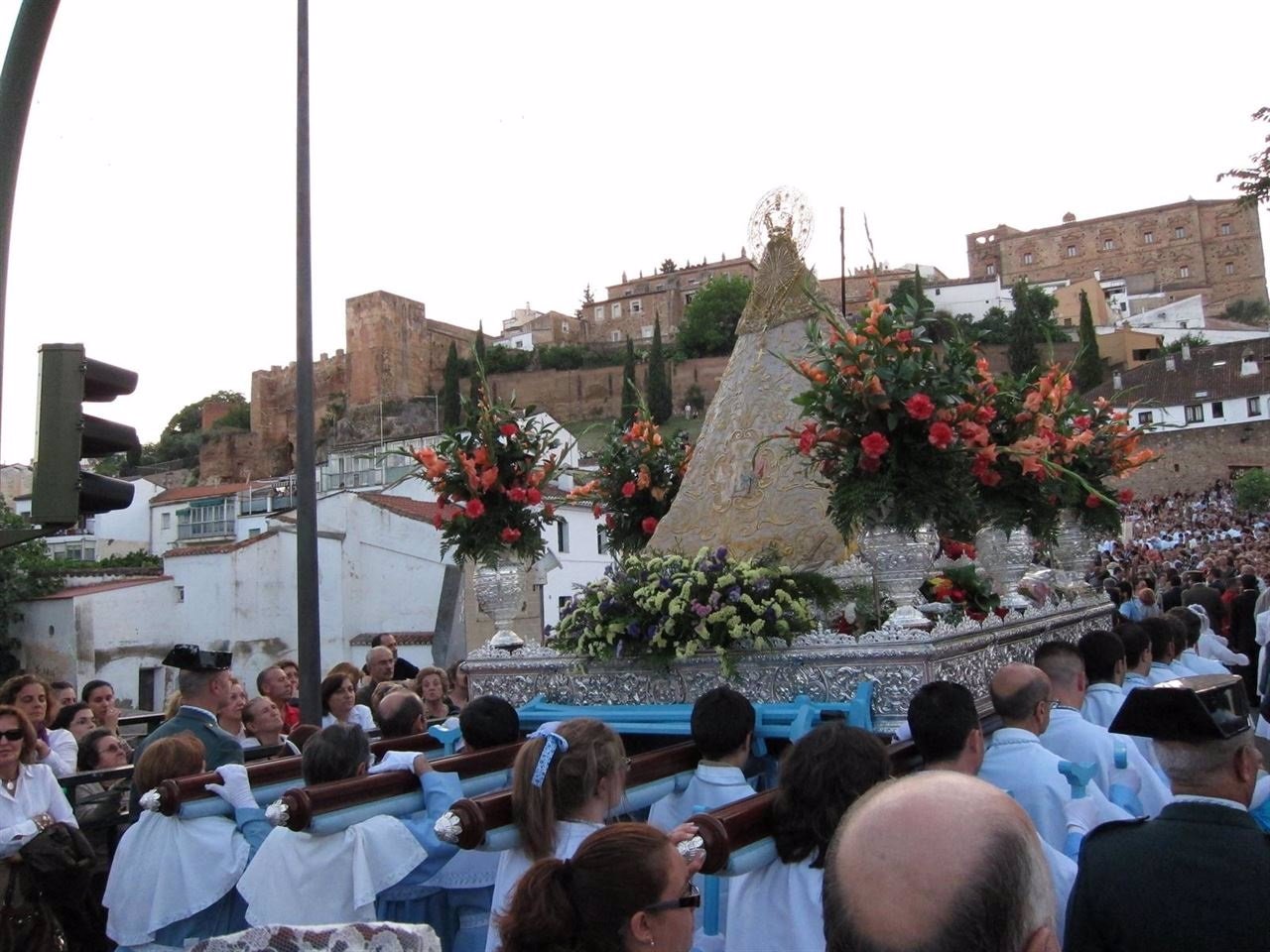 Bajada de la Virgen de la Montaña de Cáceres