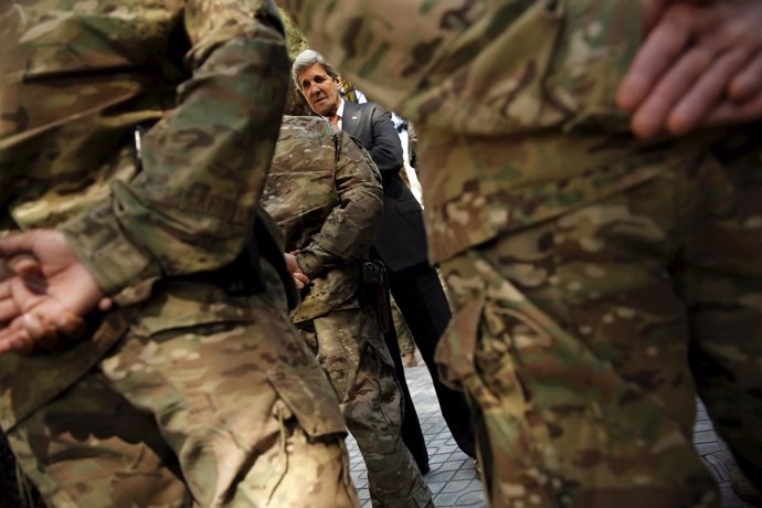 John Kerry en Kabul, visita de abril de 2016