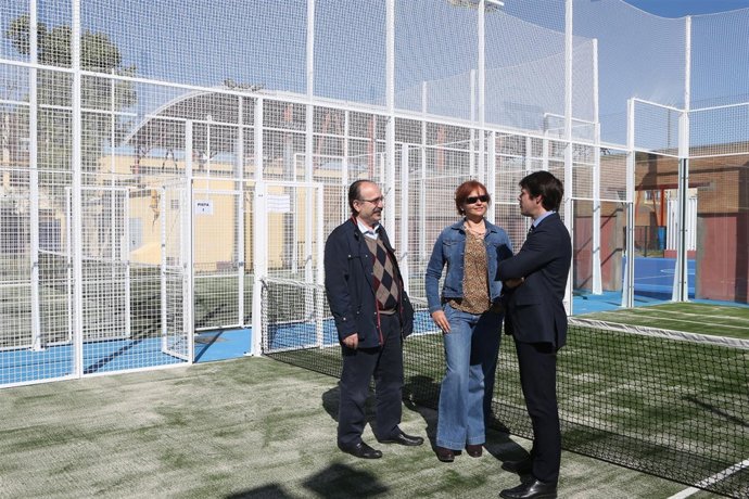 Inauguración de pistas de pádel en el centro deportivo de Tiro de Línea