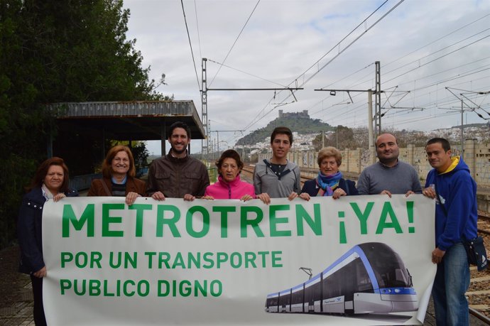 Plataforma del Metrotrén en Almodóvar del Río