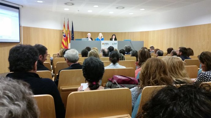 El encuentro mantenido con 150 entidades.