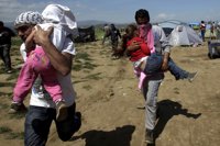 ACNUR critica a la Policía macedonia por usar gases lacrimógenos contra refugiados