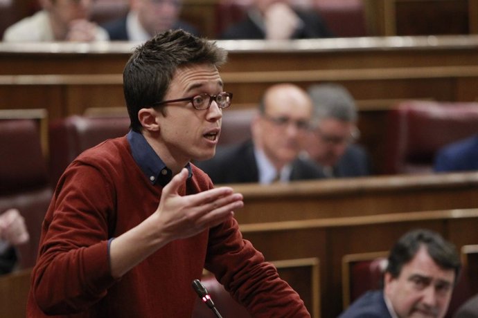 Errejón en el pleno del Congreso