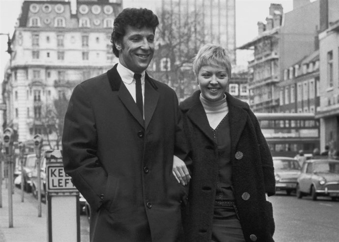 TOM JONES Y MELISA ROSE EN LOS 70'S