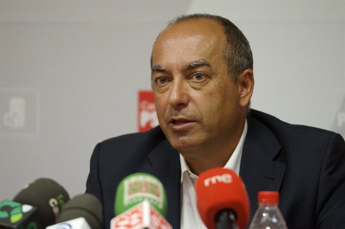 Julio Cruz (Vicepresidente primero del Parlamento de Canarias)