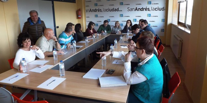 El PSOE Anuncia Que Llevará Al Congreso La Integración Del AVE En San Andrés (Le