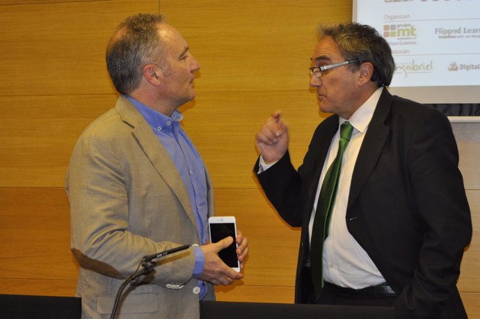 Raúl Santiago y Enrique García, del II Congreso Europeo de Flipped Classroom.