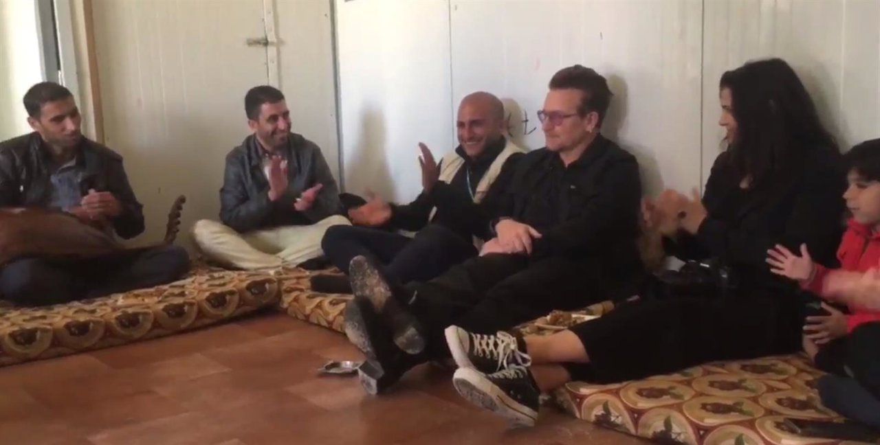Bono en el campo de refugiados de Zaatari