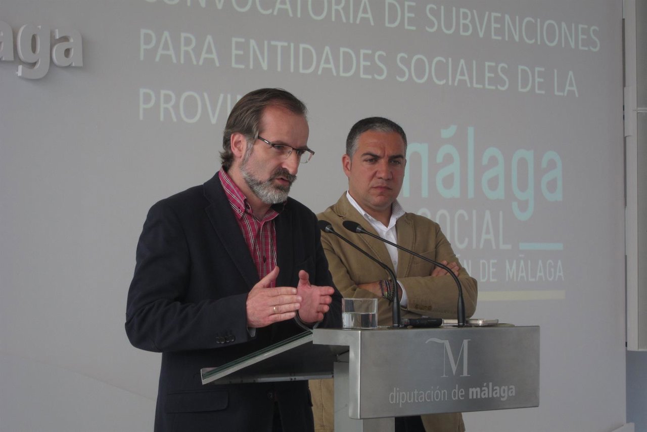Gonzalo Sichar y Elías Bendodo, en la Diputación.