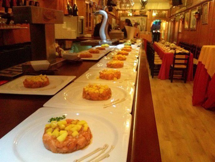 Tartares de atún y salmón en la Feria de Sevilla