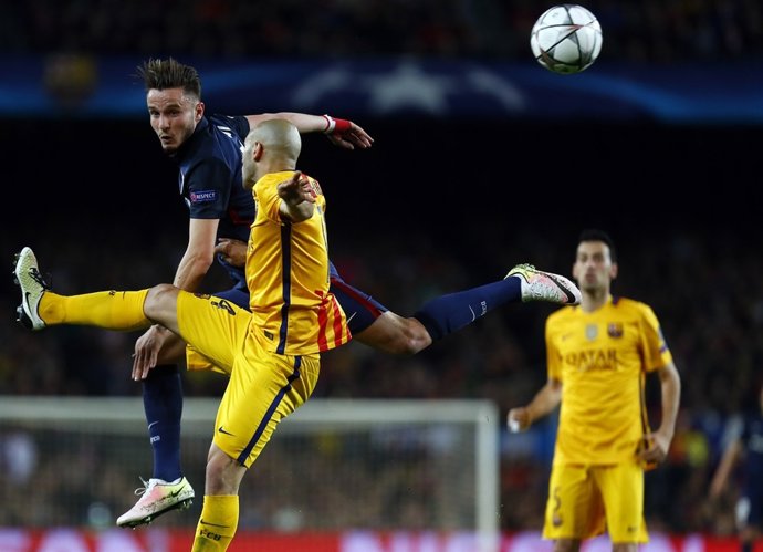 Saúl y Mascherano en el FC Barcelona - Atlético de Madrid