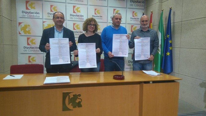 Ruz y Martín (izda.) durante la presentación del evento