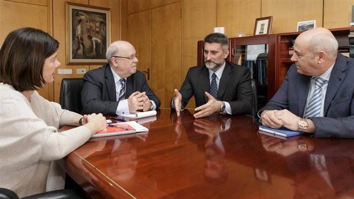 Sota con representantes del BBVA