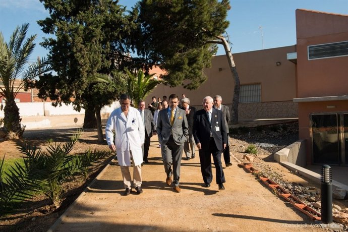 Visita del alcalde de Cartagena al Hospital de Caridad