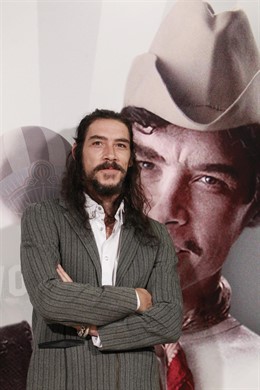 Photocall con Óscar Jaenada por la película Cantinflas